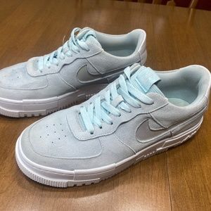 Nike Airfare 1 Pixel Glacier Blue Size 10 Women's